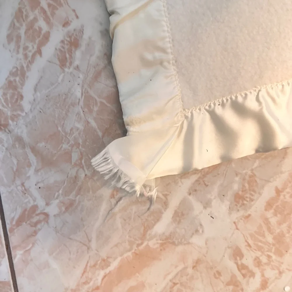 North Star Baby Blanket Satin Trim‎ Ivory Thermal Crib 39x54 Soft USA